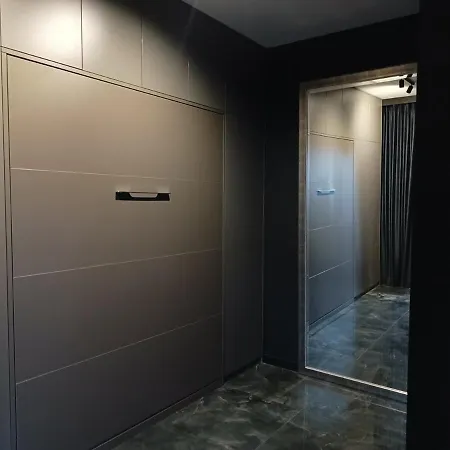 Daire Bettyhouse Varşova